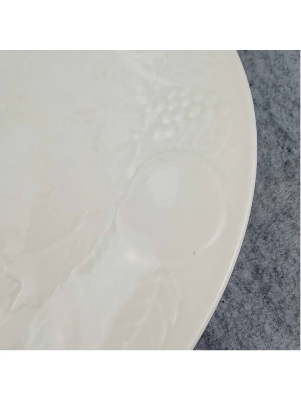 GIBSON Embossed FRUIT Dinner Plates Set of 2 White 10.5” Dishwasher Safe